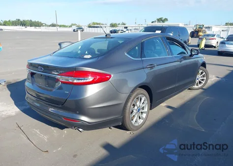 2017 Ford Fusion Se z USA, uszkodzony, nr VIN 3FA6P0H70HR163255